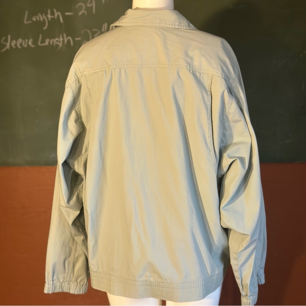 Light Gray Jacket - Picture 6 of 7
